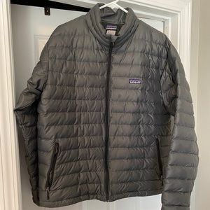Patagonia Men’s Grey Puffer Jacket